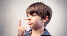 در باب حق‌پنداری دروغ گفتن به انگیزه‌های انسان‌دوستانه