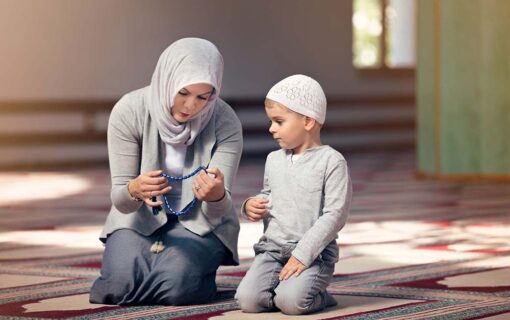 آموزش مذهبی به کودکان؛ آری یا خیر؟