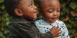 هفت روش برای تقویت همدلی در کودکان
